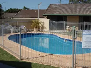 Gladstone Village Motel - Image 5
