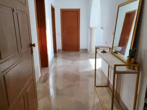 Majestic Malaga Apt de Luxe Entre Marsa Carthage - Image 5
