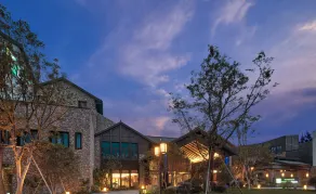 Holiday Inn Express - Zhejiang Qianxia Lake by IHG - Image 3