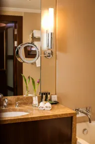 Kharkiv Palace Hotel - Image 3