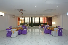 Hotel Sumanglam by OYO Rooms - Image 5