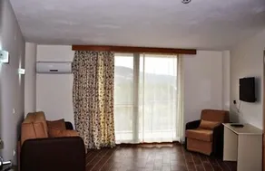 Woxx Beach Hotel - Image 5