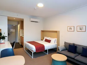 St Paul’s Events & Stays - Image 2