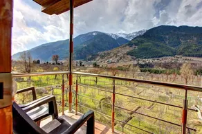 Hotel Snow Country - Image 3