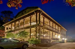 The Esmeralda Inn and Restaurant - Image 5