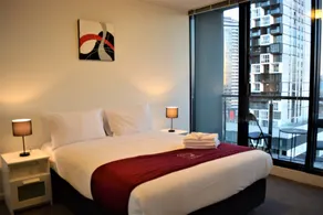 Royal Stays Apartments - Whiteman St - Image 2