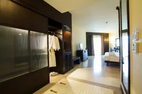 Novotel Chumphon Beach Resort & Golf - Image 3