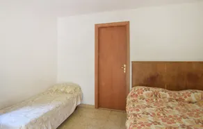 Nice Home in Ciminà With 4 Bedrooms and Wifi - Image 5