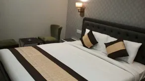 Hotel Ramson Crown - Image 4