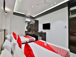 Elite Rooms & Banquet By OYO Rooms - Image 5