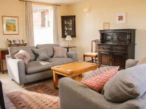 Stable Cottage - Image 4