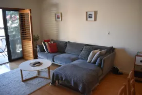 Fantastic 1 Bedroom Apartment Near Kings Park & The City - Image 2