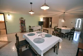 Cozy Country House - Image 4