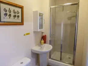 Garden Cottage - Image 3