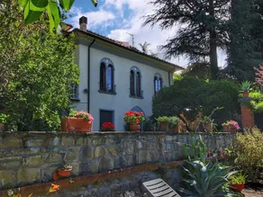 Modern Villa in Subbiano Italy With Swimming Pool - Image 3