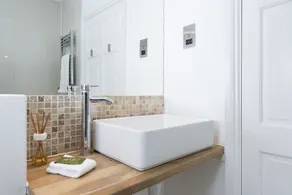 Gorgeous 2BR in Sherlock Holmes' Baker Street! - Image 3