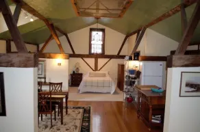 The Laurentide Inn - Image 2