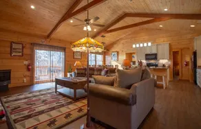 Teal's Treasure 3 Bedroom Home by Redawning - Image 3