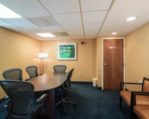 Quality Inn & Suites Boston Lexington - Image 4