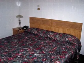 Clearview Motor Inn - Image 4