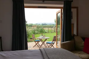 Newchester Farmhouse B&B - Image 2