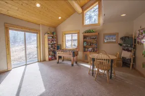 West Meadows Flying Wedge -south 3 Bedroom Cabin - Image 3