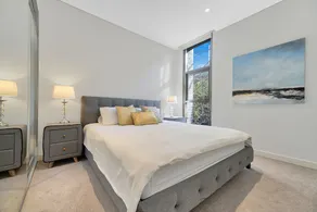 New Luxury Manhattan style in heart of CBD - Image 4