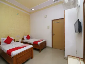 Hotel Pritika - Image 4