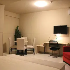 Hanting Longyan Wanda Plaza Hotel - Image 5