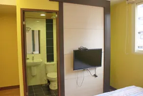 Lok Hotel - Image 2
