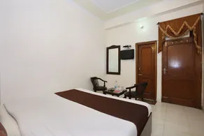 Hotel Shingar Regency by OYO Rooms - Image 5