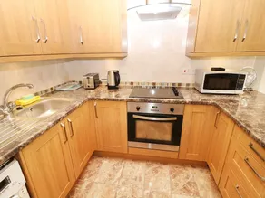 16 Retingham Way - Image 5