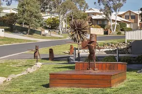 Ned Kelly's Retreat - Sophisticated style with modern convenience and magical outlook - Image 4