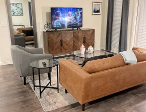 Marilyn Monroe Austin City Lights Apts - Image 4