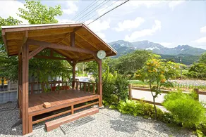 Jecheon Songgye Terrace Punggyeong Pension - Image 2