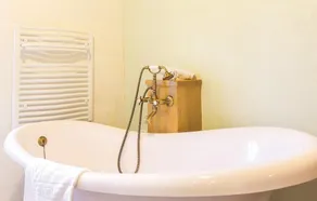 Holiday Home in Sisan - Image 2