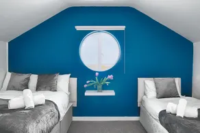 Pembroke House - Image 3