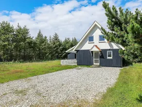 Spacious Holiday Home in Jutland With Terrace - Image 5