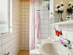 Lively Holiday Home in Jutland Near Sea - Image 2