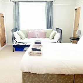 Captains Cottage - Image 3