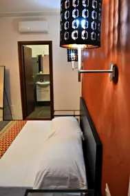Key Of Venice Guest House - Image 4