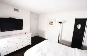 LINCOLN RD-MIAMI BEACH-CHARMING VACATION RENTALS - Image 5