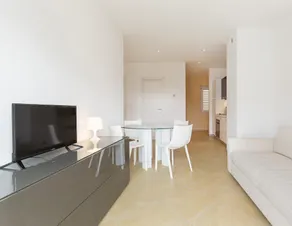 Prestige 38 - Image 5