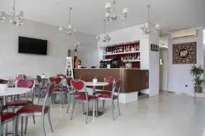Hotel Perla Dello Ionio - Image 2