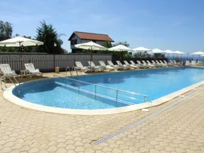 Hotel Dolphin - Image 2