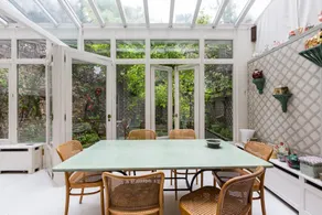 Veeve - Charming Townhouse near Parc Montsouris - Image 3