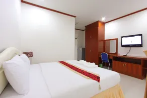 Phusita House 2 - Image 2