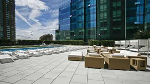 Royal Suites at Exchange Place - Image 2