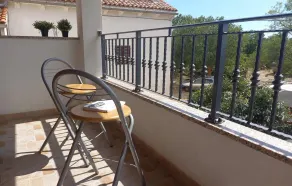 Beautiful Home in Filipana With Wifi, 2 Bedrooms and Outdoor Swimming Pool - Image 2