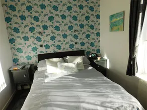 Braeside Guesthouse - Image 2